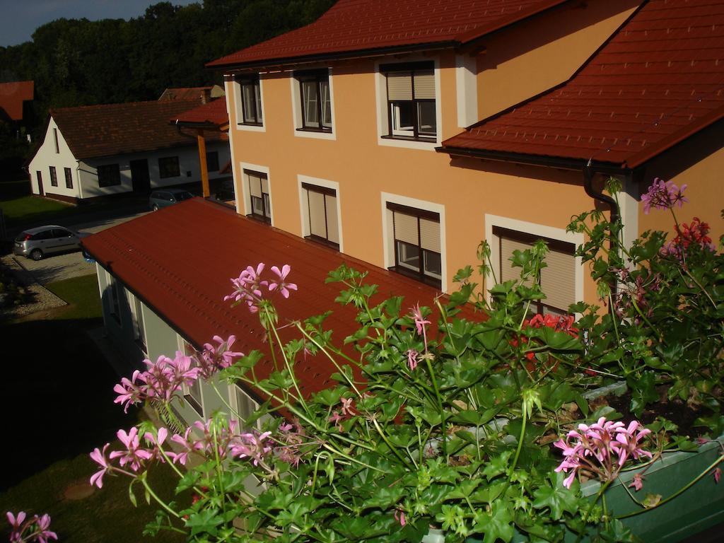 Hotel Altneudoerflerhof Bad Radkersburg Eksteriør billede